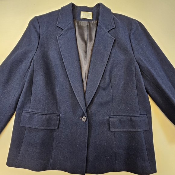 Pendleton Jackets & Blazers - Vintage Pendleton Womens Wool Blazer Size 12?  Navy Sport Coat USA Business